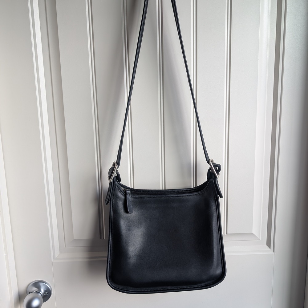 Vintage Coach Legacy 9966 Black Leather Shoulder Bag